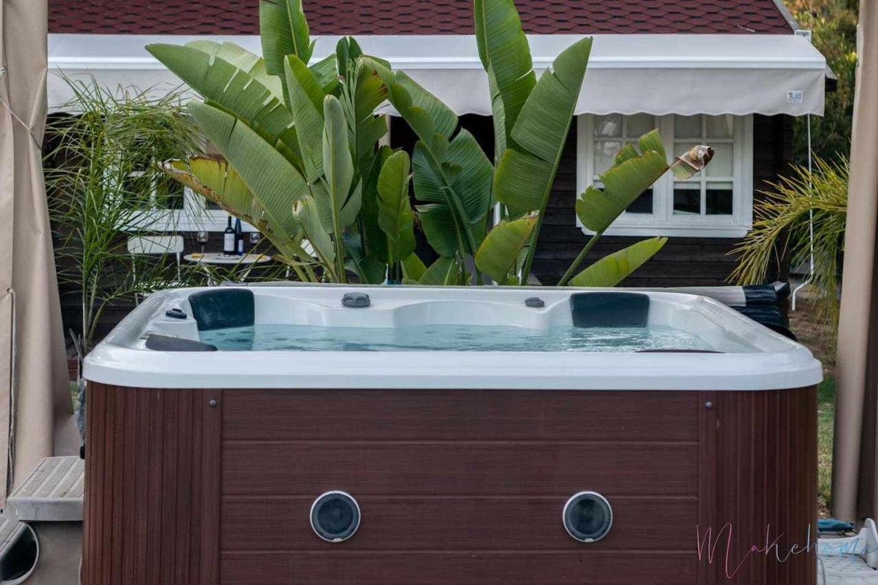 Bungalow Espectacular Garaje Piscina Y Jacuzzi Aljaraque Exteriör bild